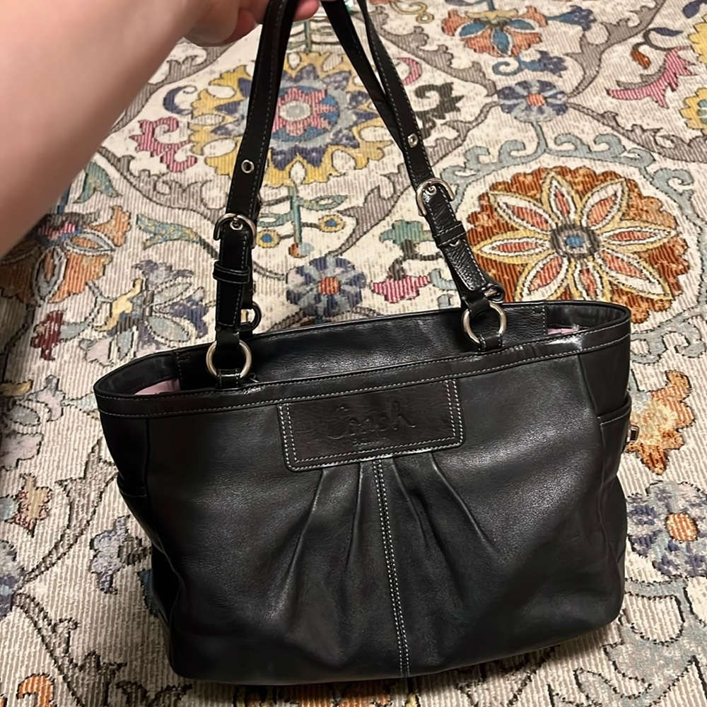 Coach black leather gallery bag